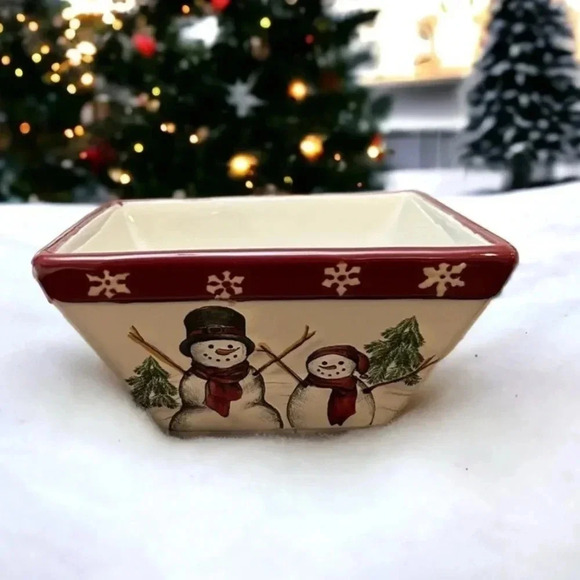 St. Nicholas Square Yuletide 6x6 square snack dish. Hand painted w/snowmen NWOT - Picture 1 of 8